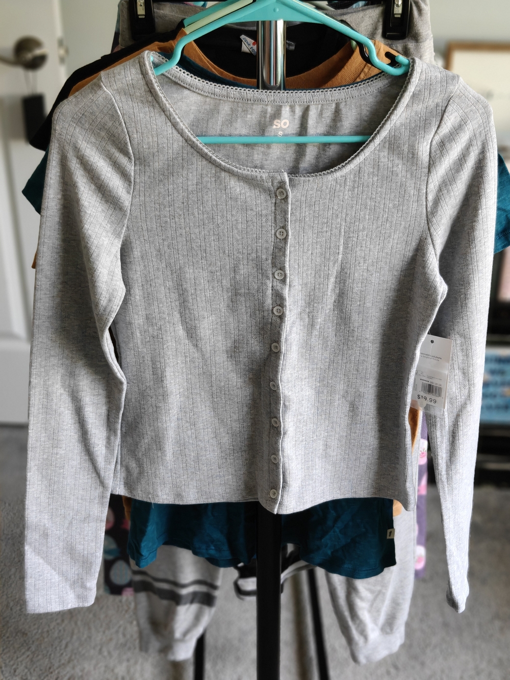 SO Light Gray Ribbed Button-Front Long Sleeve Top